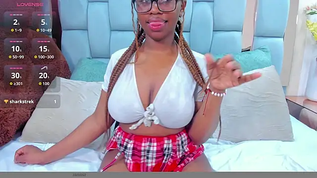 hazellanee online show from 11-09-25, 11:58