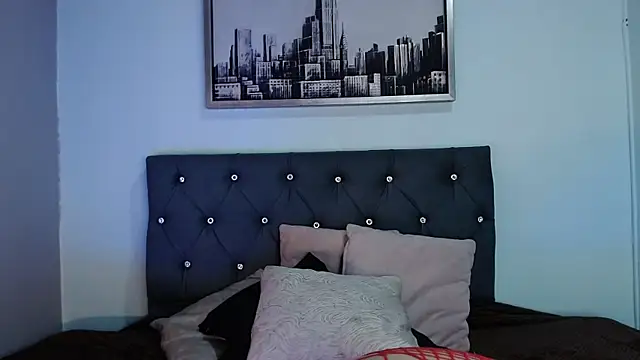 Snapshot of LuzAngie chatting on 10-07-25, 07:11 LuzAngie online show from 10-07-25, 07:11