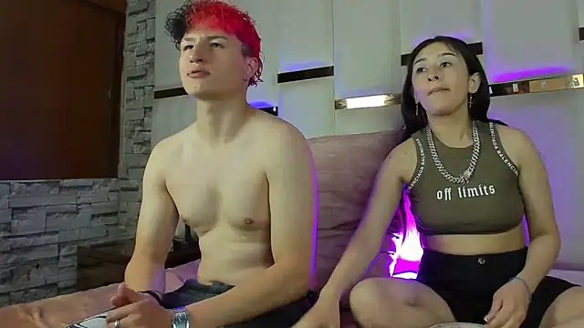 Snapshot of ANLLELOAndANGELA chatting on 11-07-25, 05:57 ANLLELOAndANGELA online show from 11-07-25, 05:57