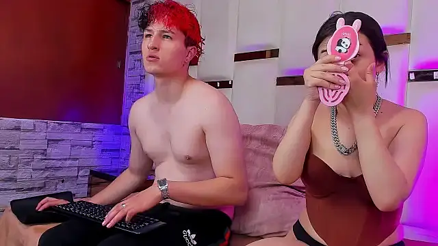 Snapshot of ANLLELOAndANGELA chatting on 11-19-25, 03:23 ANLLELOAndANGELA online show from 11-19-25, 03:23