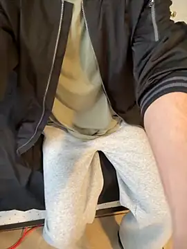 Snapshot of gymratforyouu chatting on 02-03-26, 09:42 gymratforyouu online show from 02-03-26, 09:42