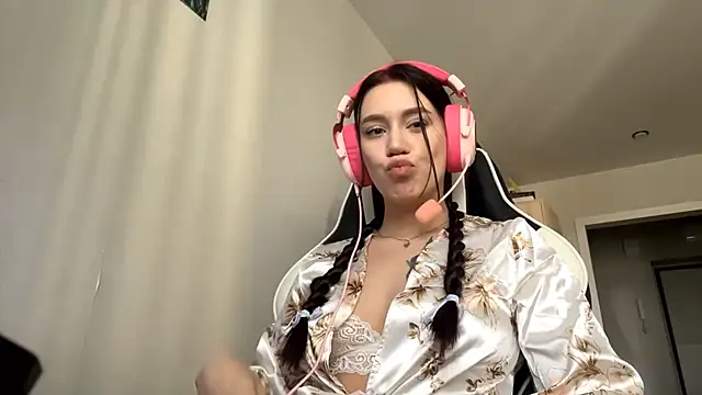 AdrianaRudin online show from 09-23-25, 06:05