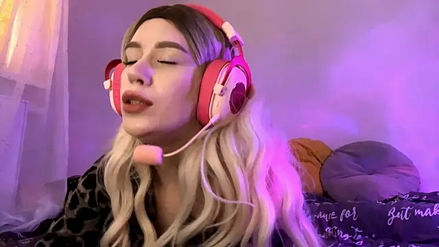 AdrianaRudin online show from 10-01-25, 06:08