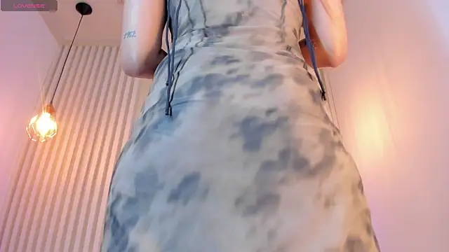 Snapshot of rossvega chatting on 11-09-25, 08:40 rossvega online show from 11-09-25, 08:40