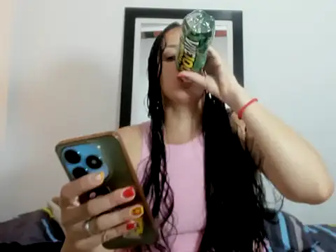 marah stone22 online show from 09-25-25, 04:43