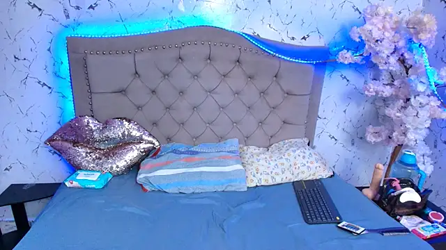 Carolina Sweet1 online show from 01-07-26, 07:05