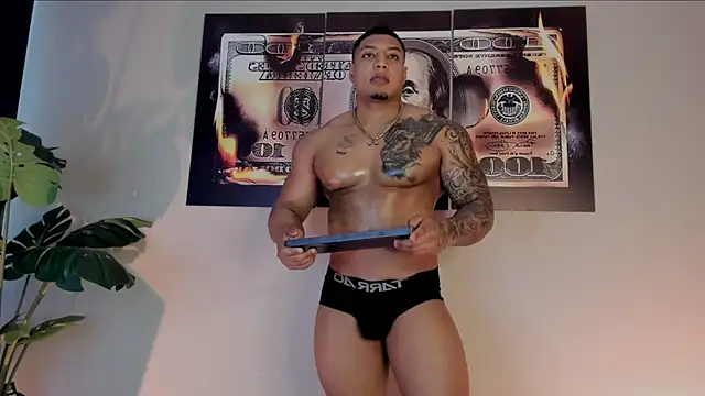 chrizmacgregor online show from 12-19-25, 07:43