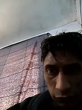 Snapshot of Crazygrillo69 chatting on 12-19-25, 09:00 Crazygrillo69 online show from 12-19-25, 09:00