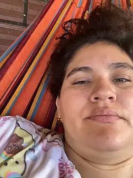 Snapshot of lunasexyhot18 chatting on 10-25-25, 04:57 lunasexyhot18 online show from 10-25-25, 04:57