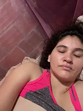 Snapshot of lunasexyhot18 chatting on 11-01-25, 06:48 lunasexyhot18 online show from 11-01-25, 06:48