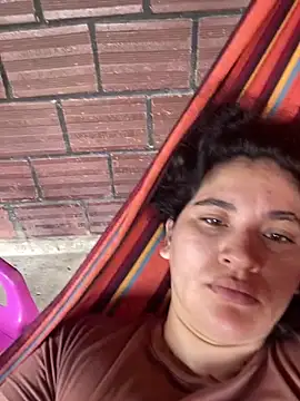 Snapshot of lunasexyhot18 chatting on 11-11-25, 04:40 lunasexyhot18 online show from 11-11-25, 04:40