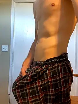 C-ishuge-9in online show from 09-19-25, 10:21