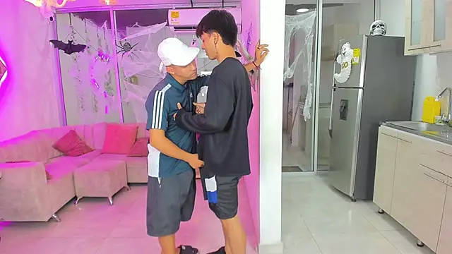 Houseofwarrios online show from 09-27-25, 05:23