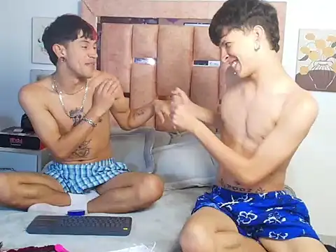 Snapshot of DemianSalvatore chatting on 12-18-25, 08:15 DemianSalvatore online show from 12-18-25, 08:15