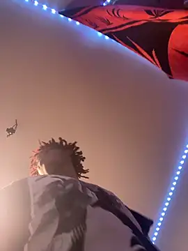 Snapshot of Zayinc chatting on 11-09-25, 01:37 Zayinc online show from 11-09-25, 01:37