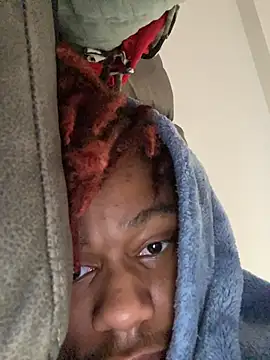 Snapshot of Zayinc chatting on 11-10-25, 05:34 Zayinc online show from 11-10-25, 05:34