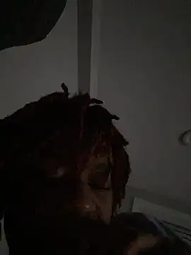 Snapshot of Zayinc chatting on 11-11-25, 08:25 Zayinc online show from 11-11-25, 08:25