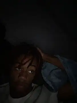 Snapshot of Zayinc chatting on 11-12-25, 09:21 Zayinc online show from 11-12-25, 09:21