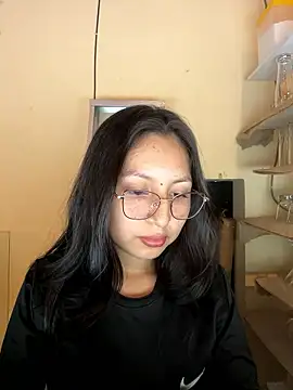 Snapshot of Noamilk chatting on 01-13-26, 01:00 Noamilk online show from 01-13-26, 01:00