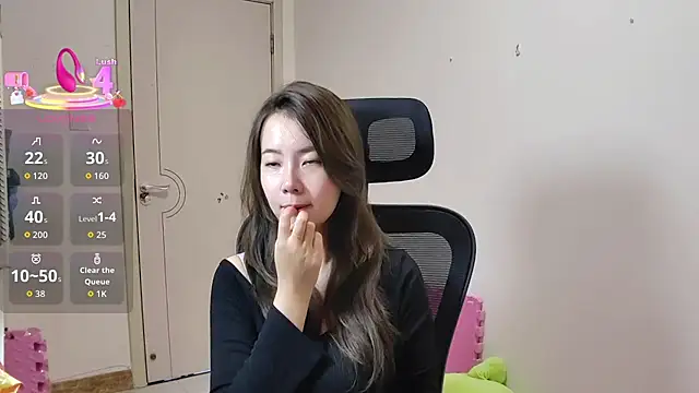 sallycui online show from 10-10-25, 12:53