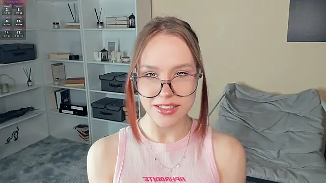 Snapshot of MaliaBourraine chatting on 03-03-26, 07:36 MaliaBourraine online show from 03-03-26, 07:36