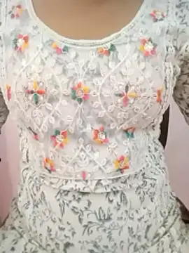 pari rani7 online show from 10-18-25, 03:53