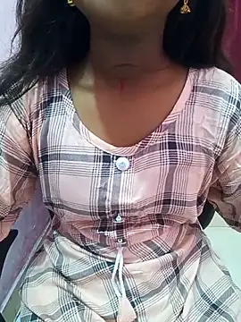 pari rani7 online show from 10-23-25, 04:01