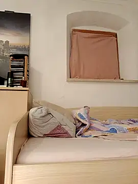 Snapshot of Casianantoonnio chatting on 10-27-25, 01:59 Casianantoonnio online show from 10-27-25, 01:59