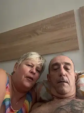 Snapshot of VyC7564 chatting on 11-03-25, 12:02 VyC7564 online show from 11-03-25, 12:02