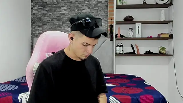 BooyHott  online show from 02-26-26, 07:24