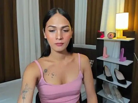 Snapshot of Sedictive_Samantha chatting on 10-27-25, 05:11 Sedictive Samantha online show from 10-27-25, 05:11