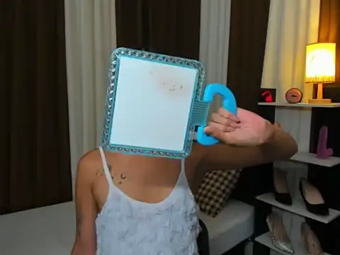 Snapshot of Sedictive_Samantha chatting on 10-29-25, 06:48 Sedictive Samantha online show from 10-29-25, 06:48