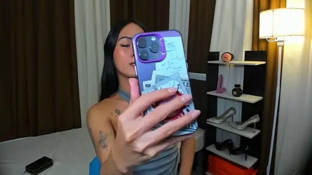 Sedictive Samantha online show from 11-30-25, 05:06