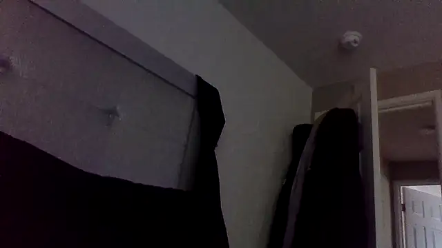 Rileyxxx69 online show from 01-11-26, 08:25