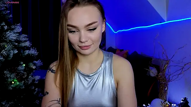 KitsyMoore online show from 01-06-26, 01:15