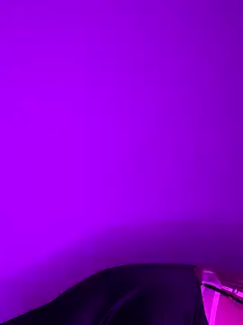 Bellablows online show from 10-26-25, 08:04