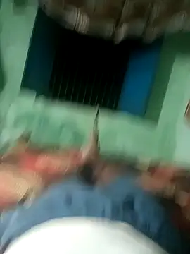 Snapshot of AgitatedStrip9 chatting on 10-05-25, 04:27 AgitatedStrip9 online show from 10-05-25, 04:27