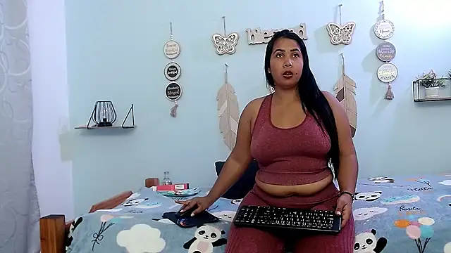 evannesanicol08 online show from 10-11-25, 02:48