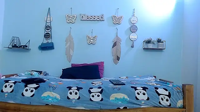 evannesanicol08 online show from 10-30-25, 02:07