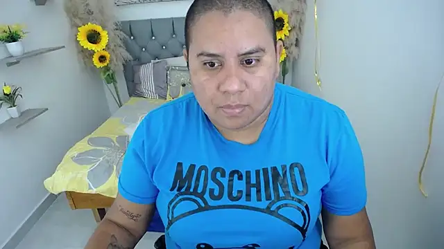 hotlesby valery online show from 10-22-25, 12:38