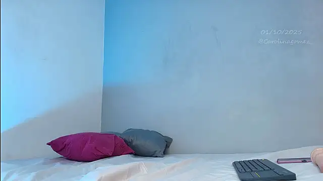 CarolinaGomez  online show from 10-01-25, 06:36