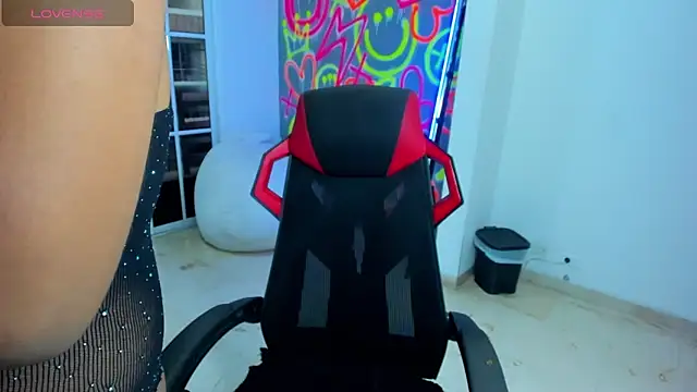 ZOE ROSE4 online show from 11-29-25, 08:56