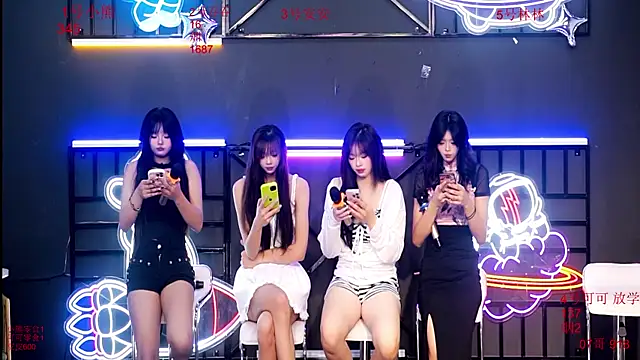 Shinygirls 777 online show from 09-25-25, 12:25