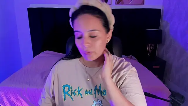 camiladuke7 online show from 10-22-25, 07:35