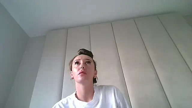 Scotishminx25 online show from 10-09-25, 04:49