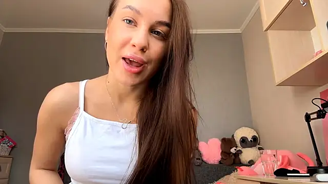 KAtieSim online show from 10-02-25, 06:42