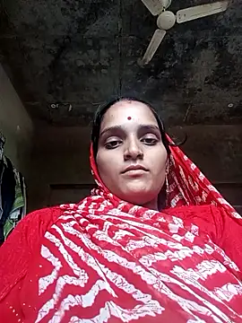 Pooja m online show from 09-21-25, 04:36