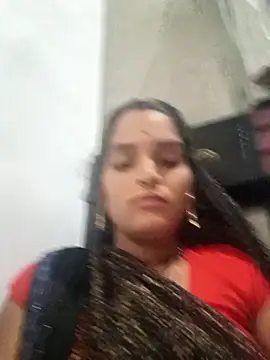 Pooja m online show from 09-22-25, 12:23