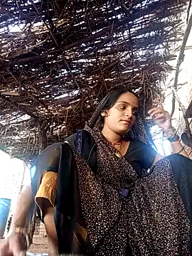 Pooja m online show from 09-30-25, 02:49