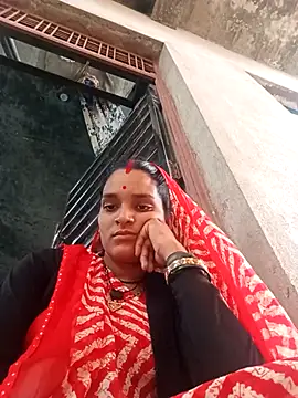 Pooja m online show from 10-02-25, 09:38